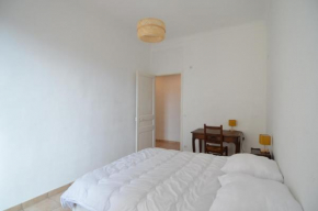 JECENA - Appartement 4 personnes quartier Borriglione au pied du tramway